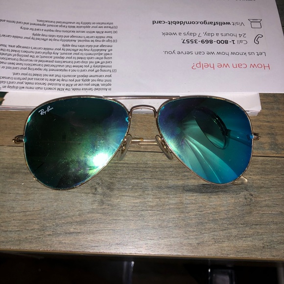 Ray Bans - Picture 1 of 3